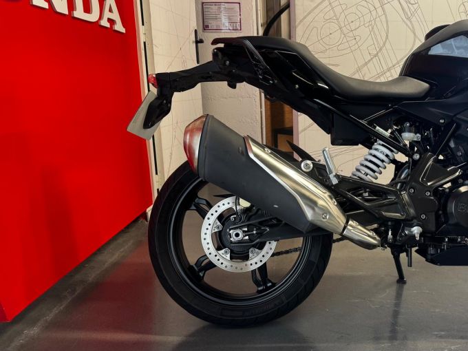 BMW G 310 R 4