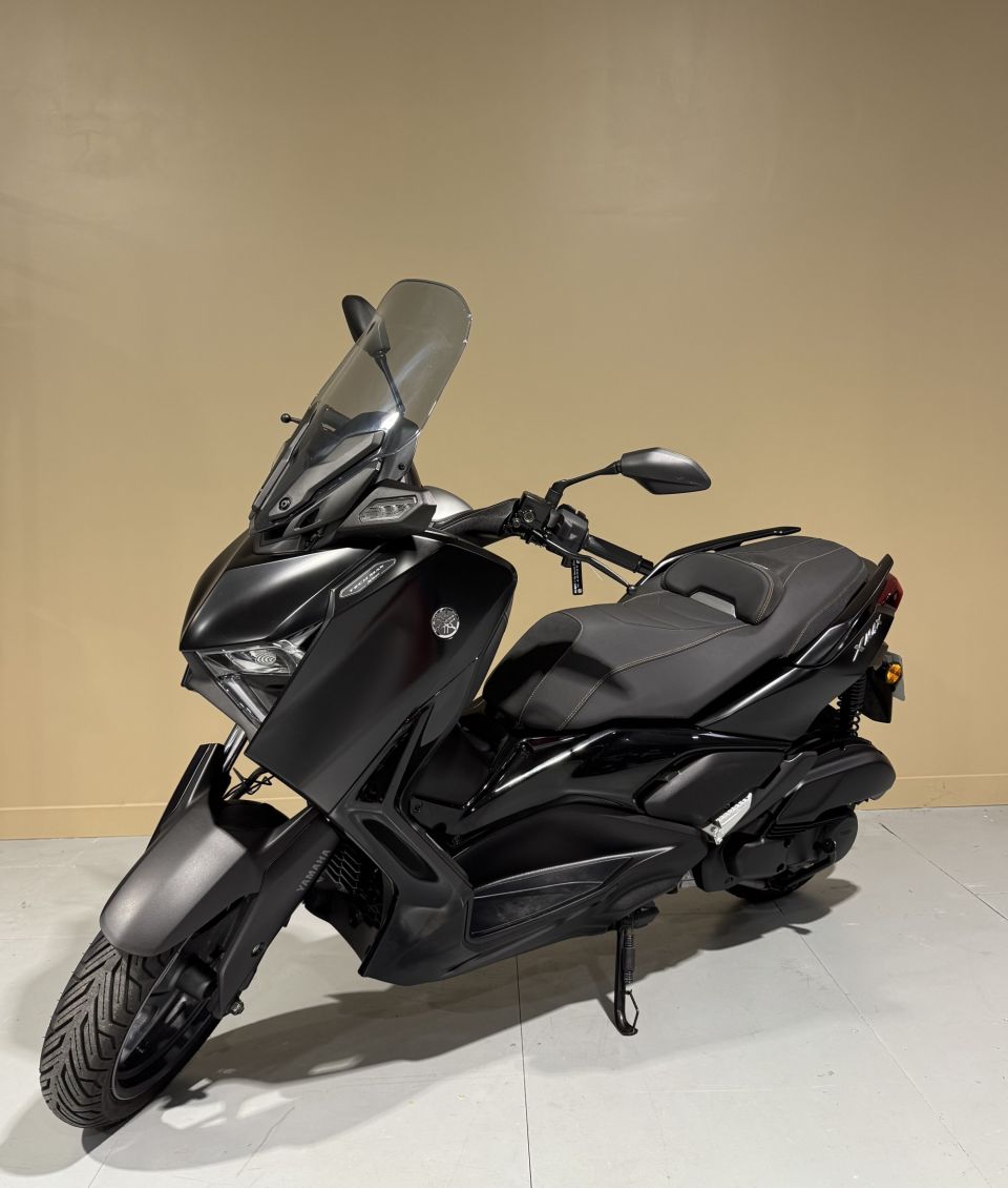 YAMAHA XMAX 125 TECH MAX 4