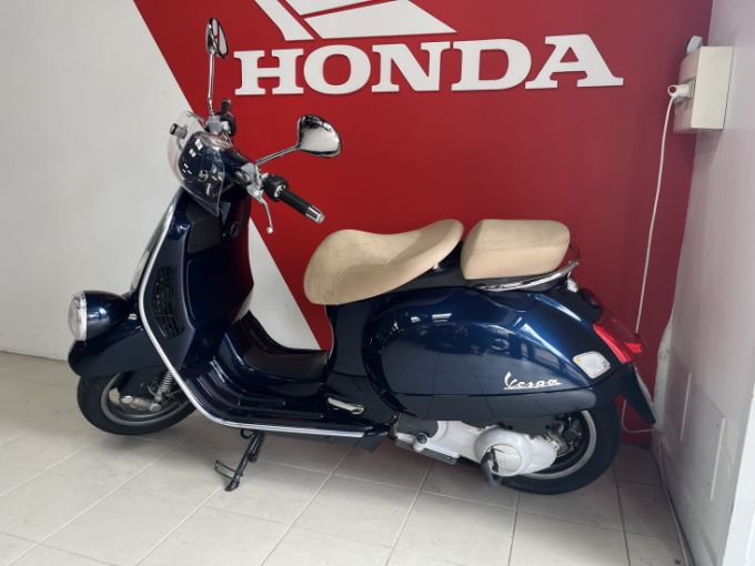 PIAGGIO VESPA GTV NAVY 250 4