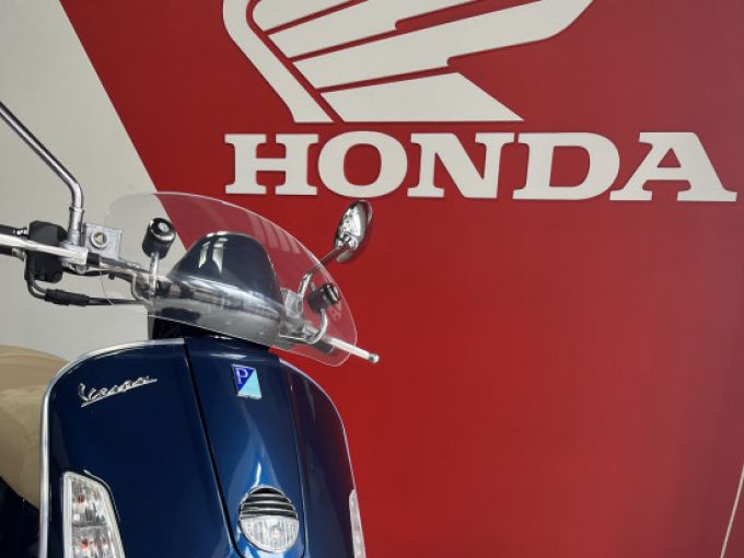 PIAGGIO VESPA GTV NAVY 250 4