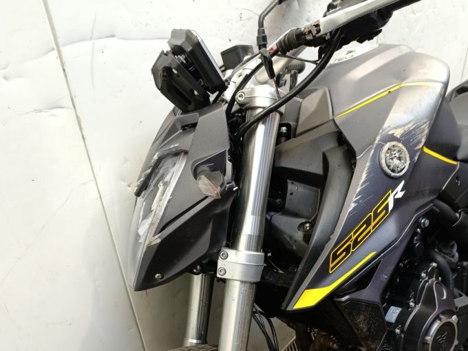 VOGE 525 R 4