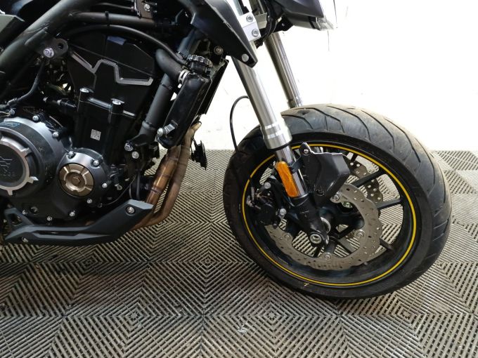 VOGE 525 R 4