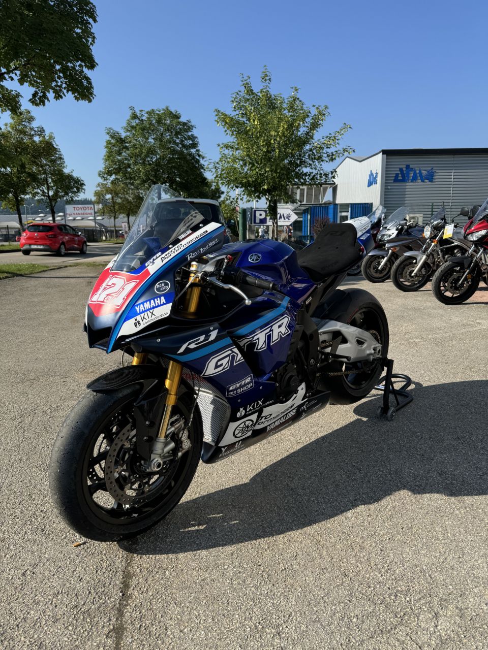 YAMAHA YZF 1000 R1 M 4