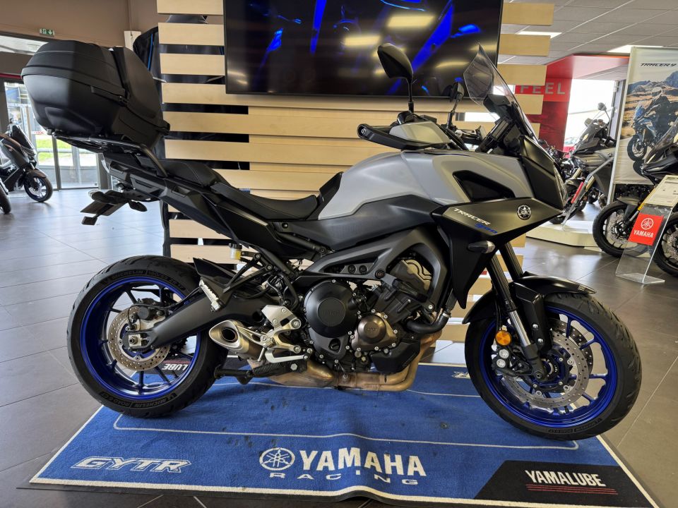 YAMAHA TRACER 900 4
