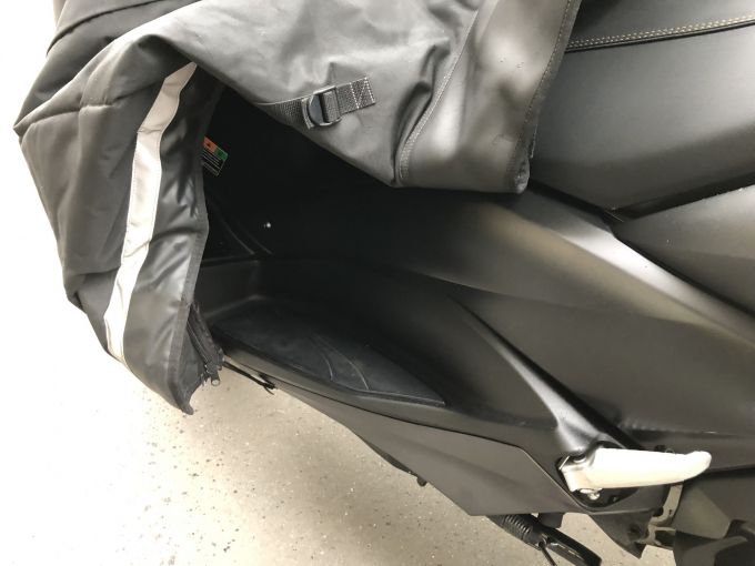 YAMAHA XMAX 125 4