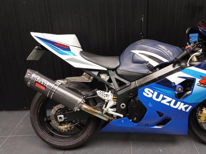 SUZUKI GSX-R 600 4