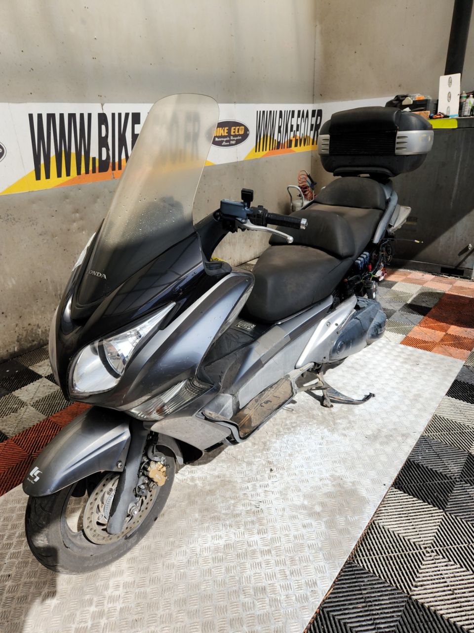 HONDA SILVER SWING 600 4