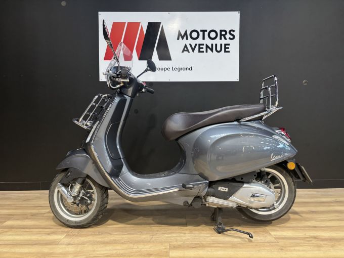 VESPA PRIMAVERA 125 4