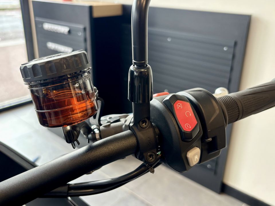 TRIUMPH TIGER 850 SPORT 4