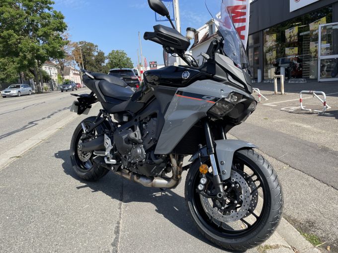 YAMAHA TRACER 9 Y-AMT 4