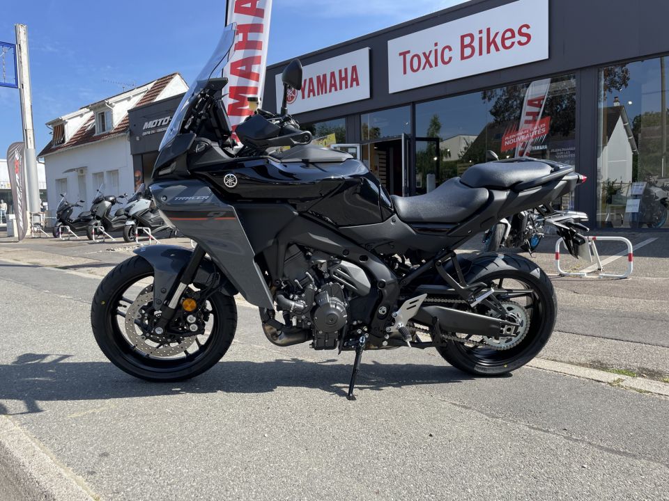 YAMAHA TRACER 9 Y-AMT 4