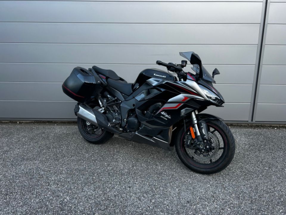 KAWASAKI NINJA 1000 SX TOURER 4