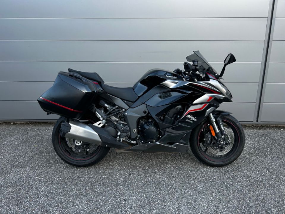 KAWASAKI NINJA 1000 SX TOURER 4