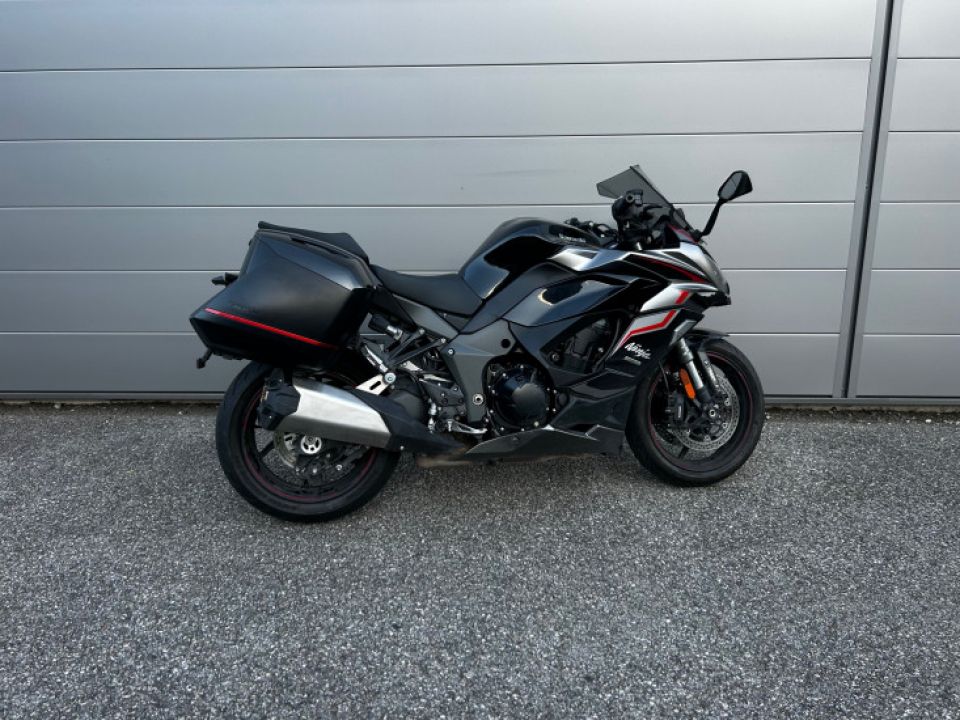 KAWASAKI NINJA 1000 SX TOURER 4