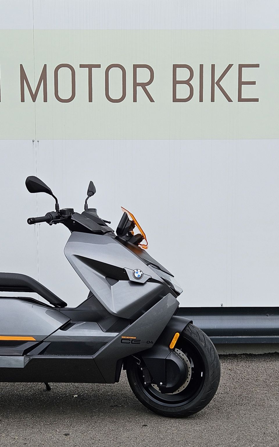 BMW CE 04 AVANTGARDE 4