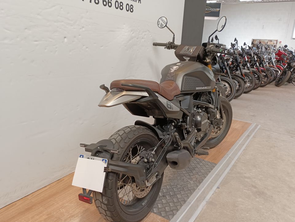 MOTO MORINI 650 SEIEMMEZZO SCRAMBLER 4