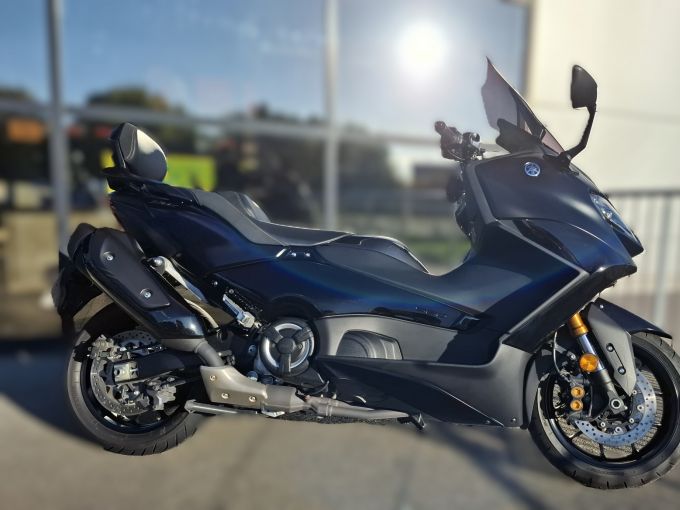 YAMAHA XP T-MAX 560 TECH MAX 4