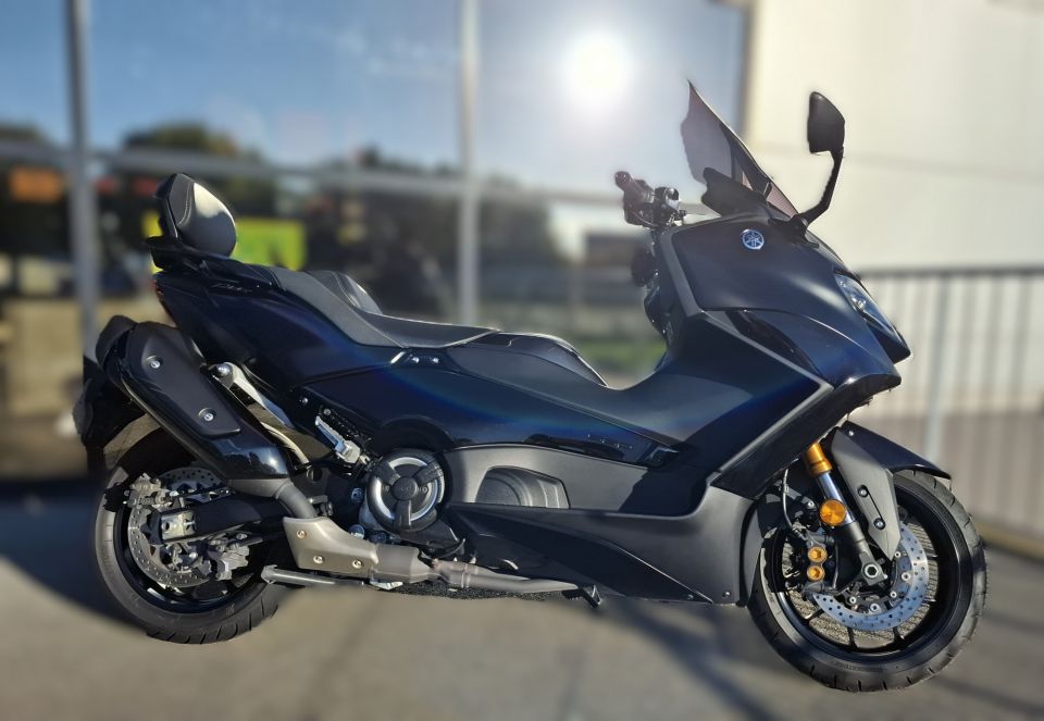 YAMAHA XP T-MAX 560 TECH MAX 4