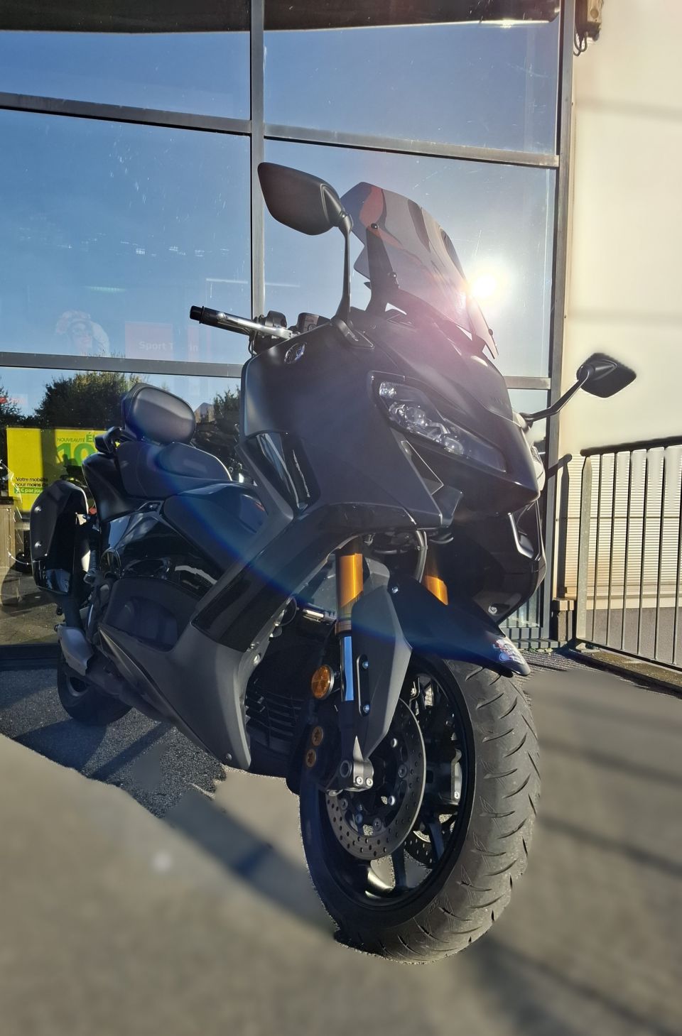 YAMAHA XP T-MAX 560 TECH MAX 4