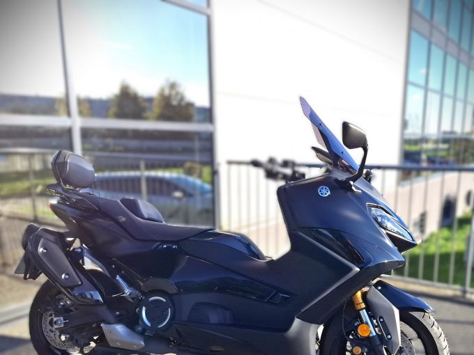 YAMAHA XP T-MAX 560 TECH MAX 4