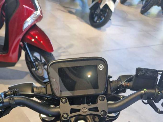 YAMAHA MT-125 ABS 4