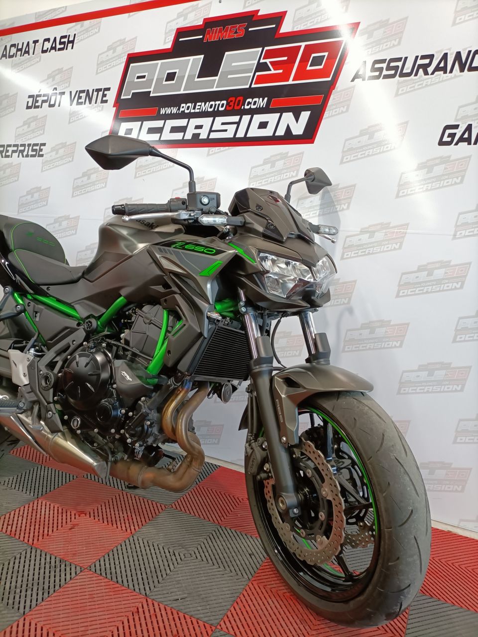 KAWASAKI Z 650 (47.5CV) 4