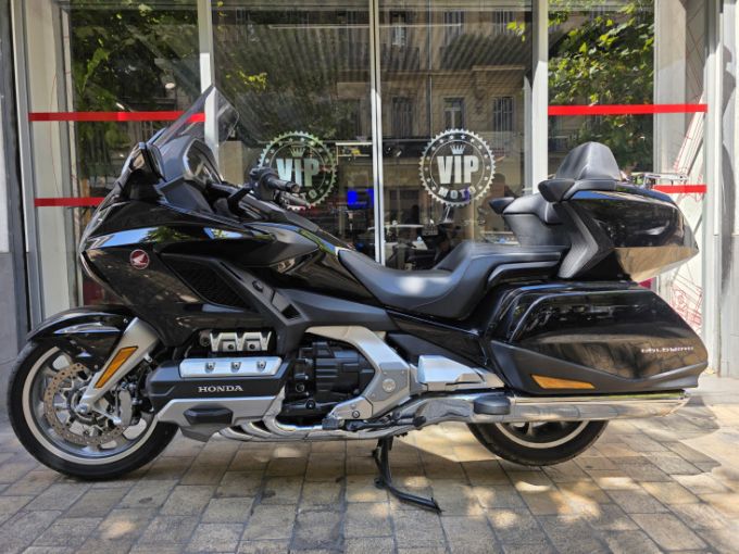HONDA GoldWing Touring DCT Airbag 4