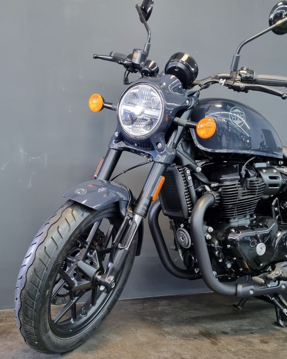 ROYAL ENFIELD shotgun 6502 4