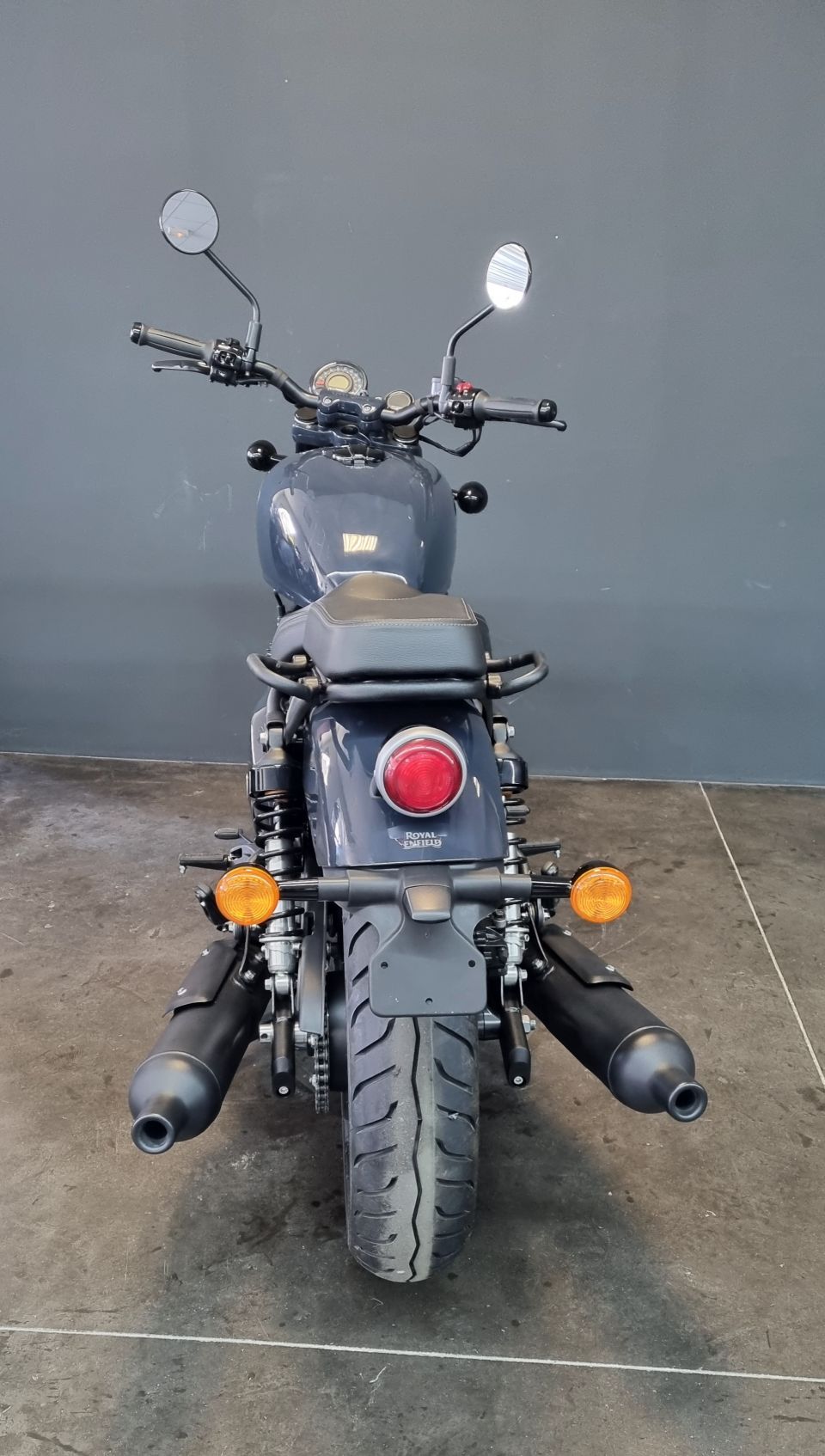 ROYAL ENFIELD shotgun 6502 4