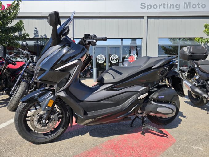 HONDA FORZA 125 ABS 4
