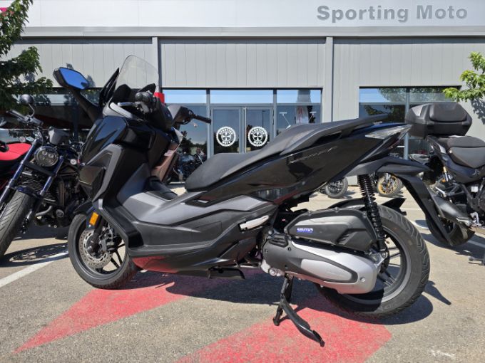HONDA FORZA 125 ABS 4