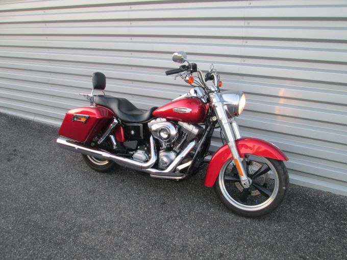 HARLEY-DAVIDSON DYNA SWITCHBACK 1690 4