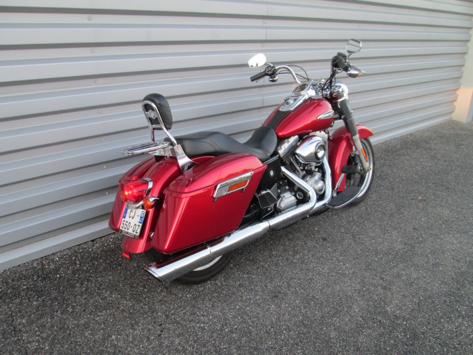 HARLEY-DAVIDSON DYNA SWITCHBACK 1690 4