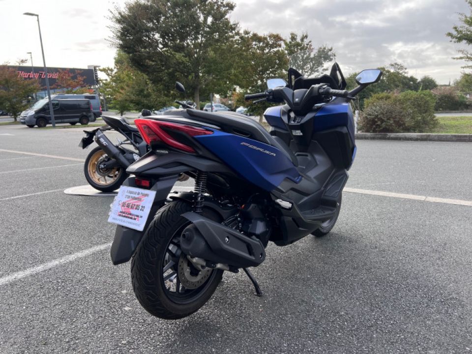 HONDA NSS FORZA 125 4