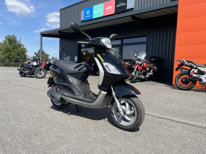 PIAGGIO FLY 125 4