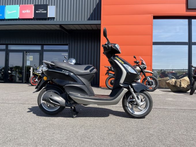 PIAGGIO FLY 125 4