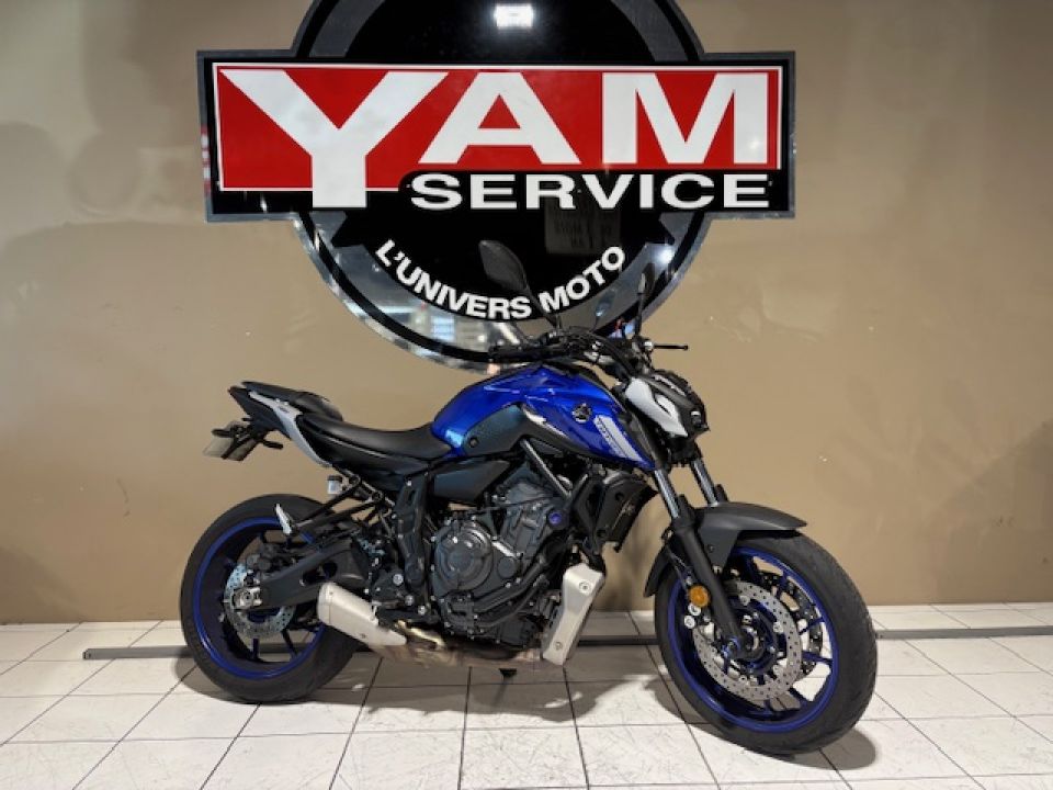 YAMAHA MT-07 (47.5CV) 4