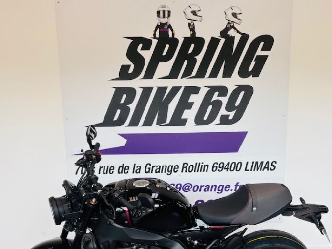 YAMAHA XSR 900 4