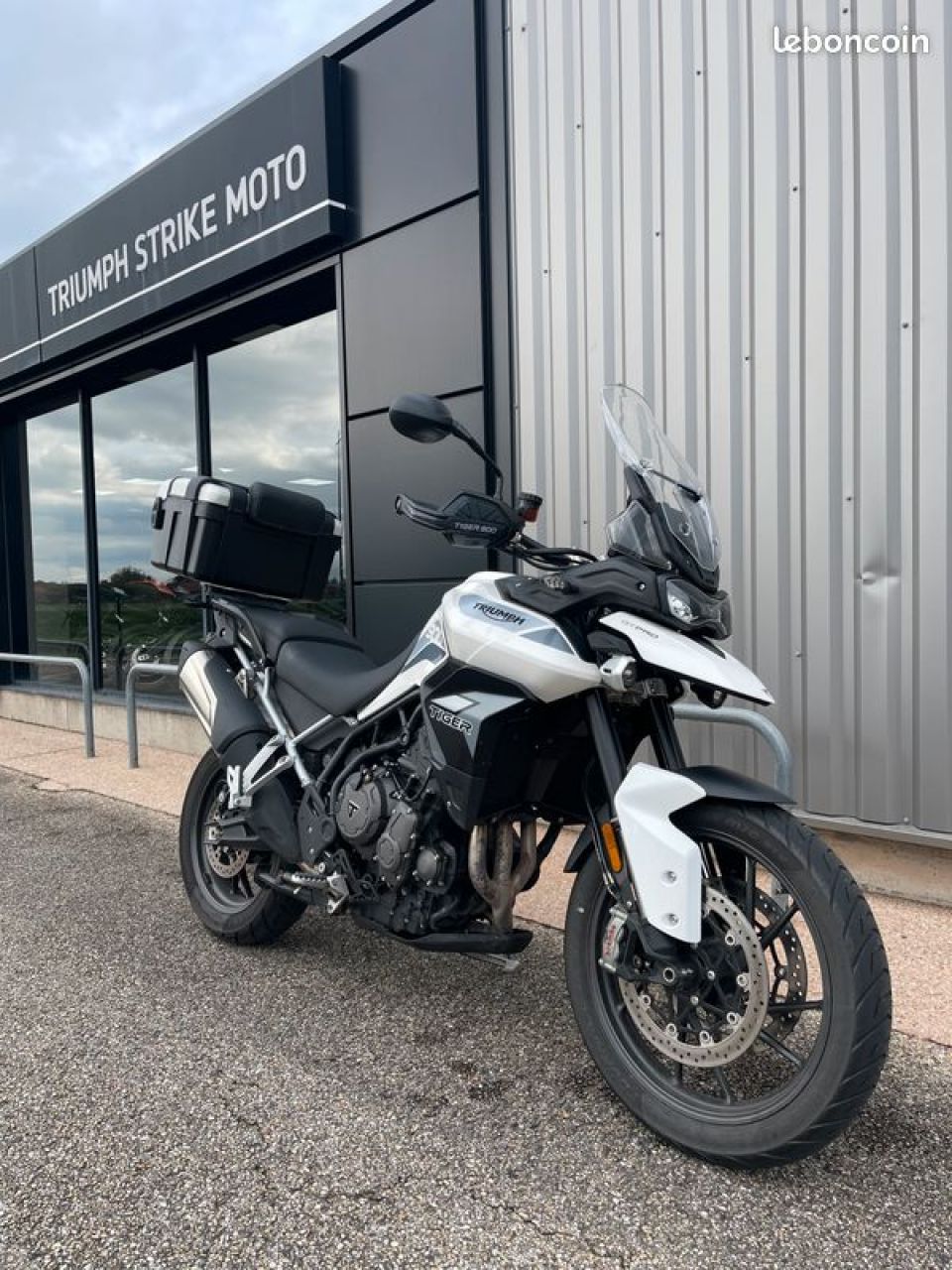 TRIUMPH Tiger 900 GT PRO 4