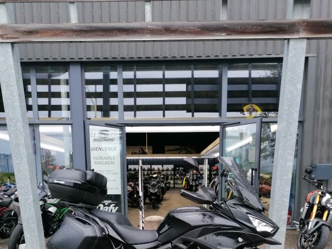 KAWASAKI VERSYS 650 4