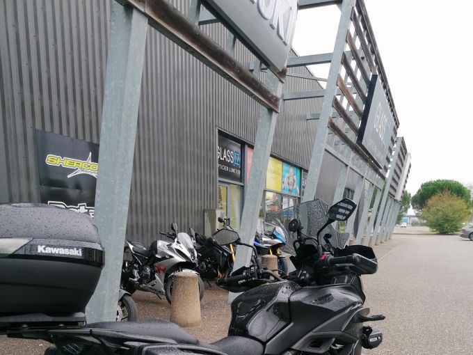 KAWASAKI VERSYS 650 4