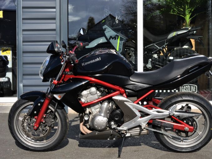 KAWASAKI ER-6 4