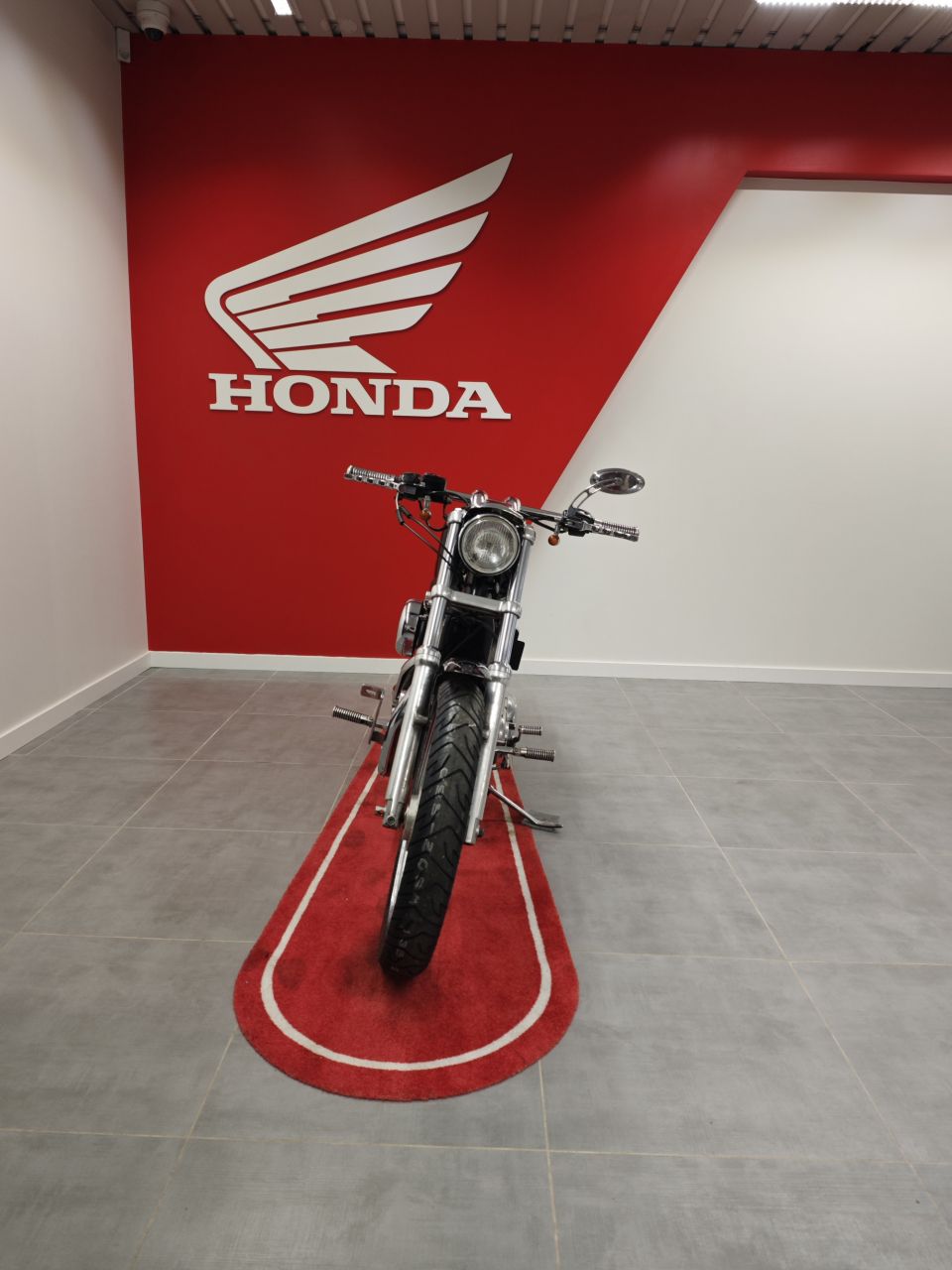 HARLEY-DAVIDSON SPORTSTER 883 4