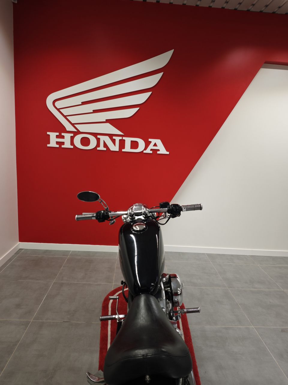 HARLEY-DAVIDSON SPORTSTER 883 4