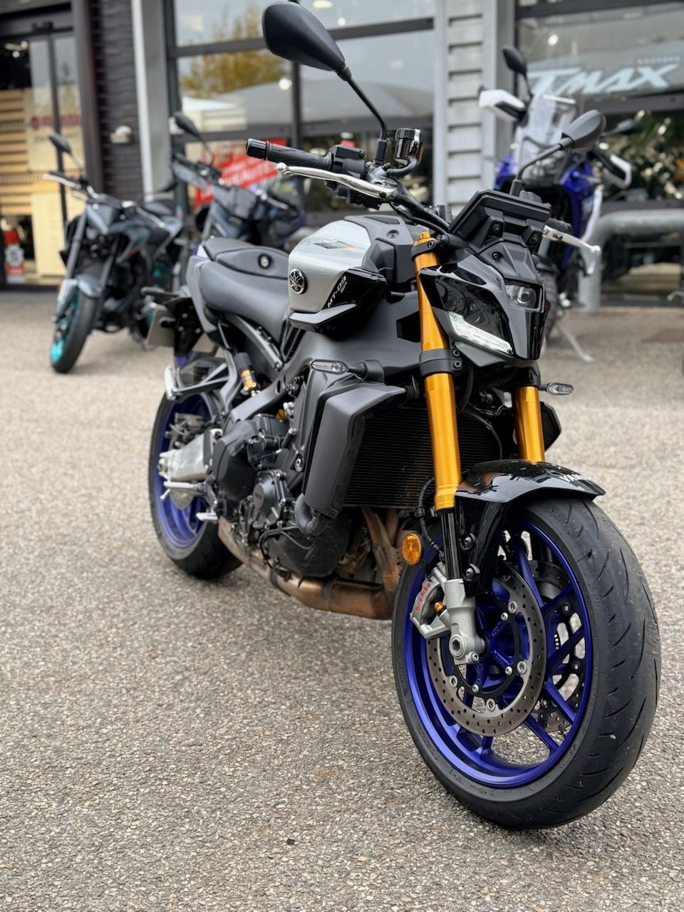 YAMAHA MT-09 SP 4