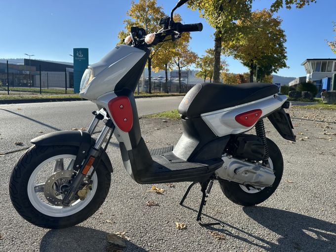 YAMAHA SLIDER 4