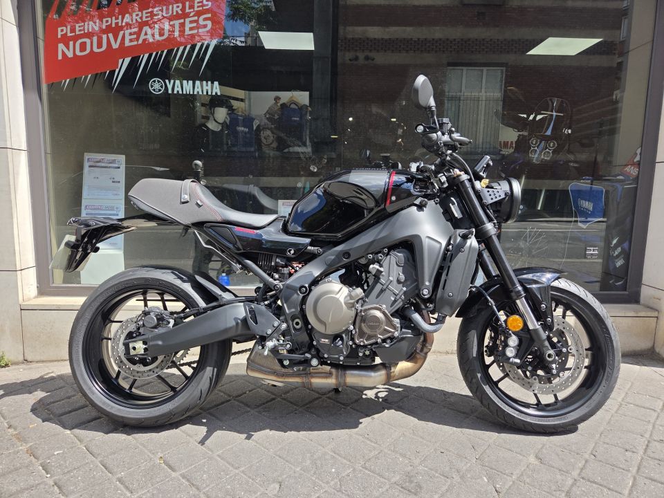YAMAHA XSR 900 4
