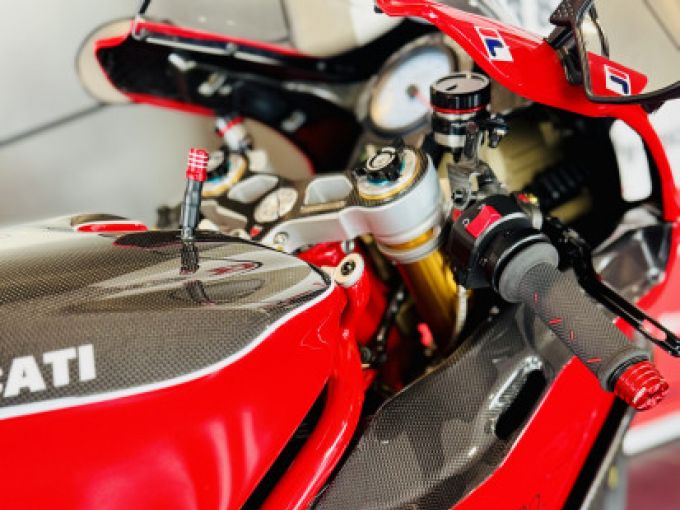 DUCATI 999 R 4