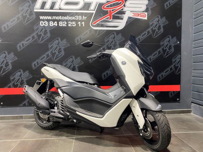 YAMAHA NMAX 125 4