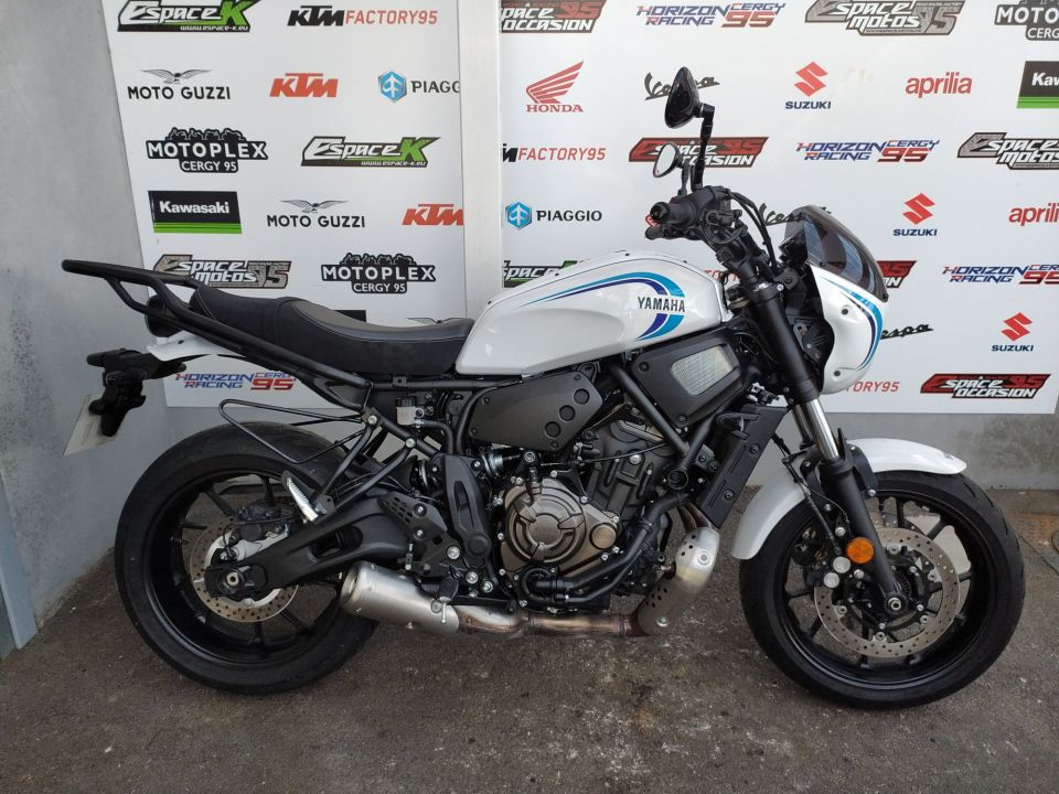 YAMAHA XSR 700 4